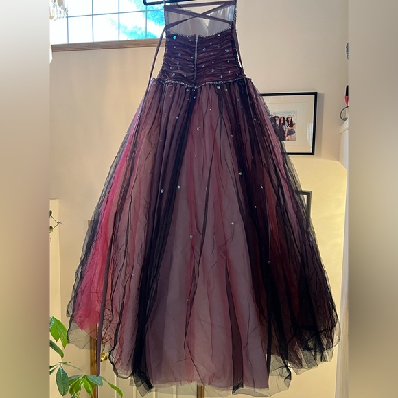 Alfred Angelo Prom gown - Picture 5 of 13